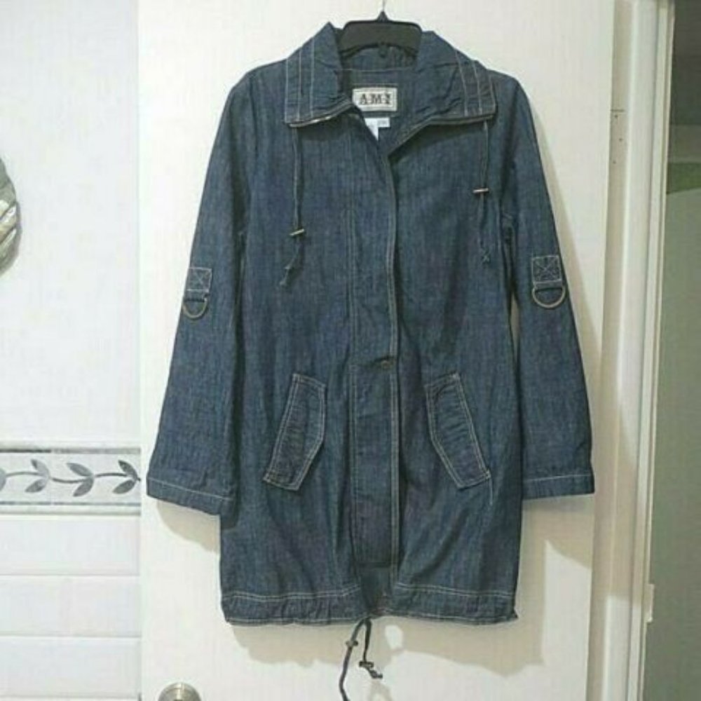 SALE  VINTAGE AMI DENIM JEAN COAT